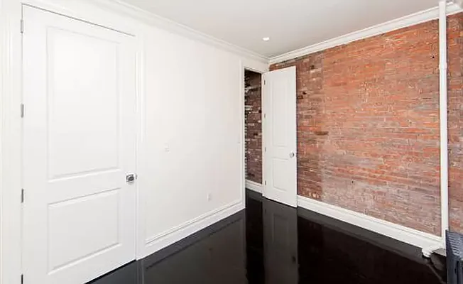 Rented by Avenues Real Estate | media 10