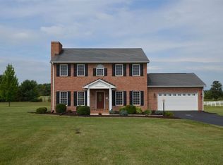56 Donovans Ln, Staunton, VA 24401