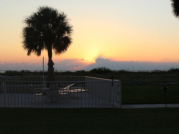 2nd image of 1150 Tarpon Center Dr #1