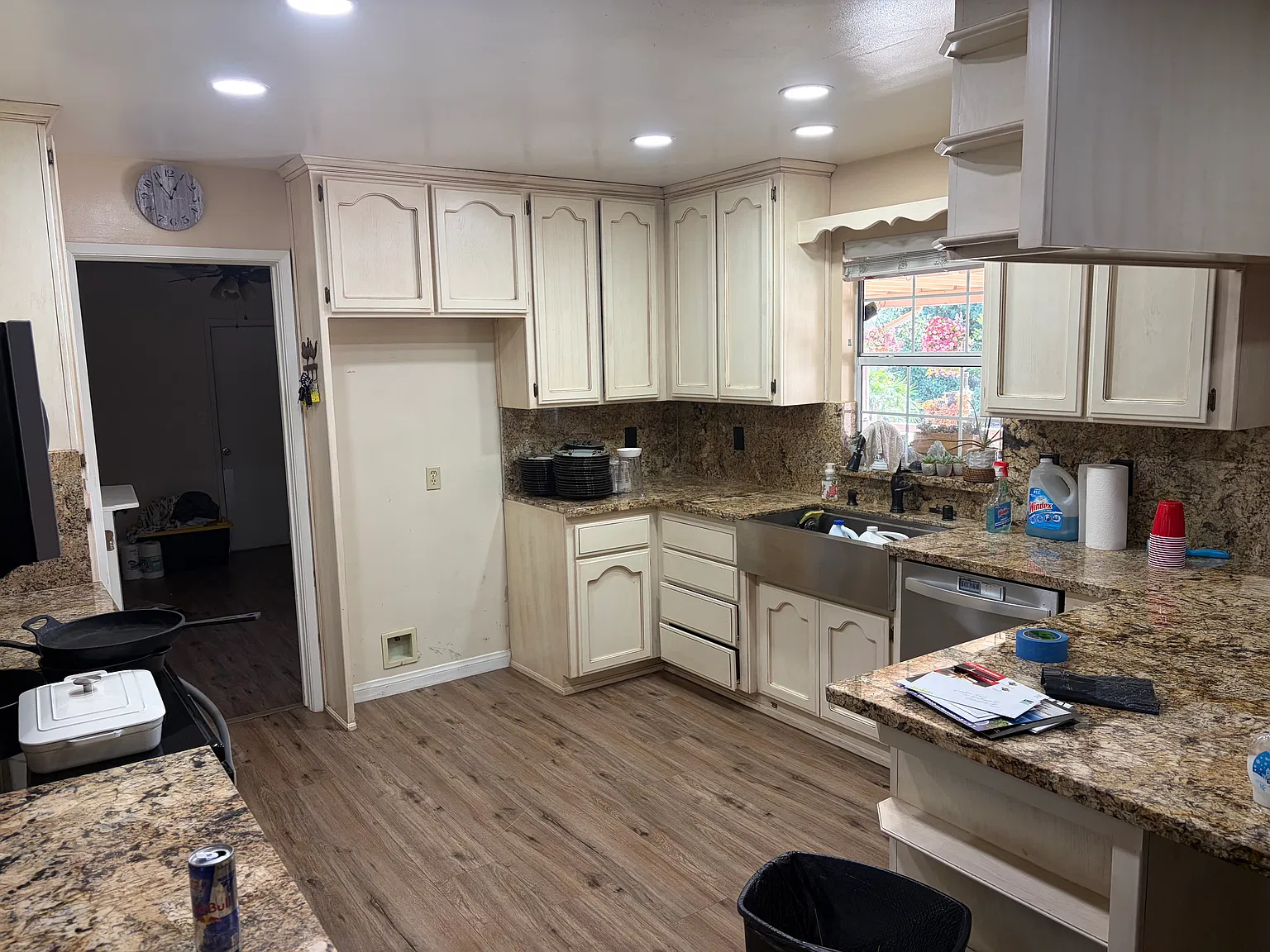3 bed, 1629 sqft, $2,700 — Photo 3