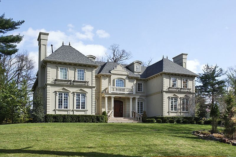 1st image of 42 Troy Dr