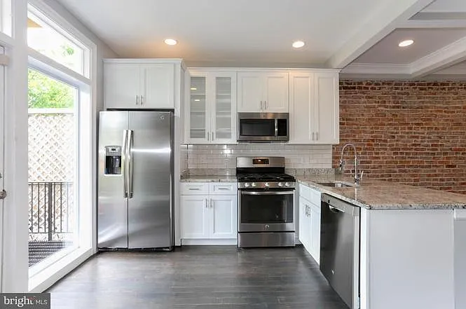 3015 Sherman Ave NW - A — Photo 1