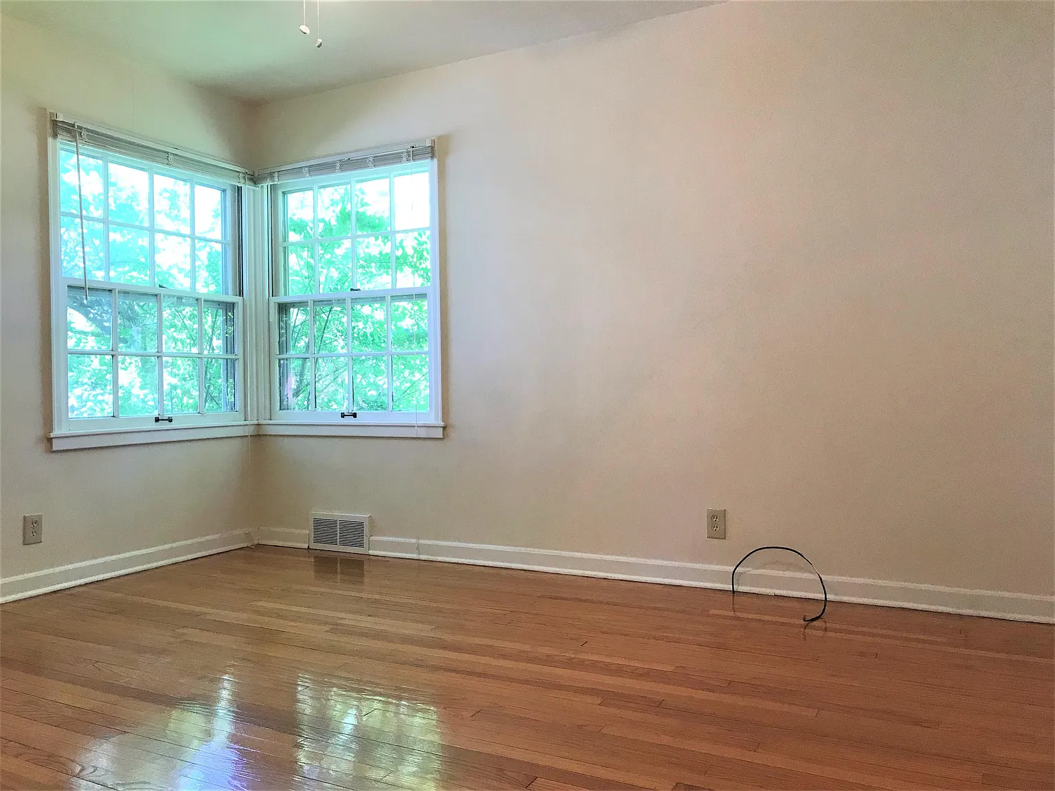 QL 306 South Owen Drive - 1 — Photo 3