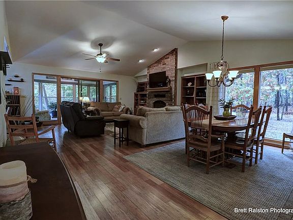 5th image of 6 Kentallen Ln