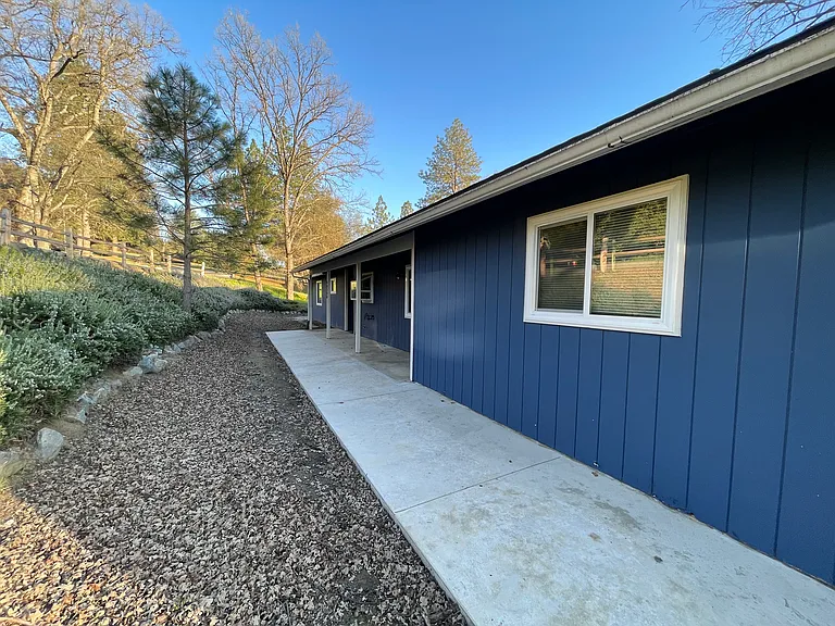 48220 White Oak Dr — Photo 12