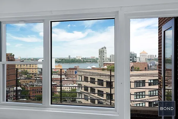 Sold by Bond New York | media 18