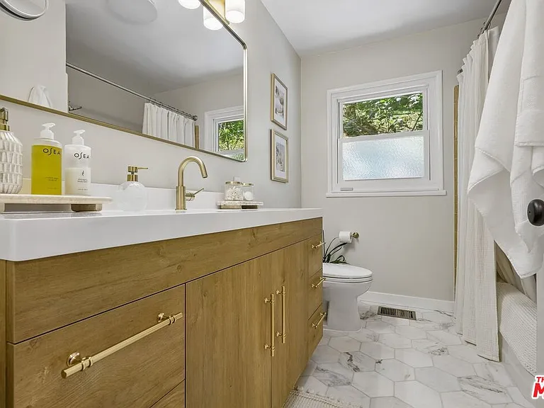 3095 Passmore Dr — Photo 23