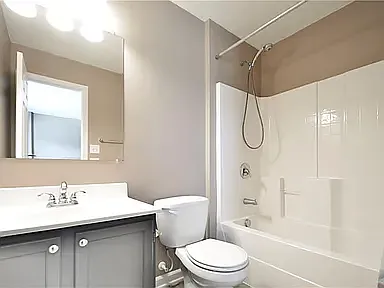1210 Canterbury Dr — Photo 16