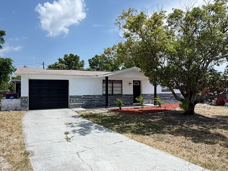 12806 Vassar Ct — Photo 15