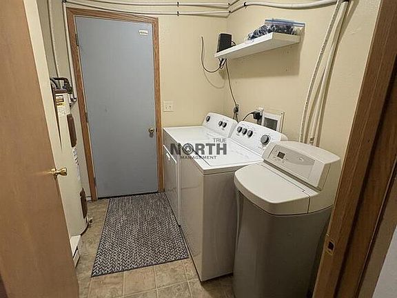 2nd image of 104 West St N #2B