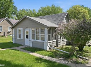 1614 12th St, Harlan, IA 51537