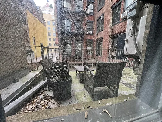 Rented by One New York Realty Inc | media 2