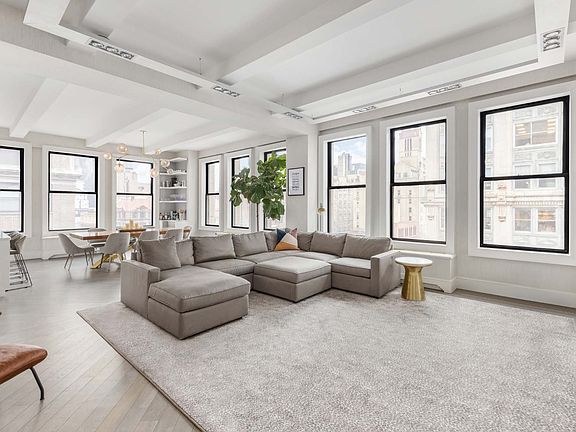 3rd image of 260 Park Ave S #9BC