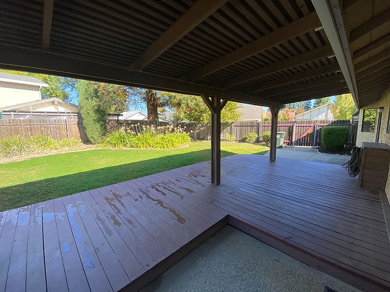 1817 Klamath River Dr — Photo 35
