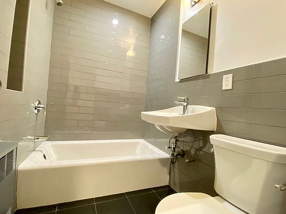 5th image of 111 E 31st St #3A