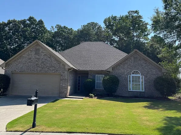 726 Narrows Point Cir, Birmingham, AL 35242