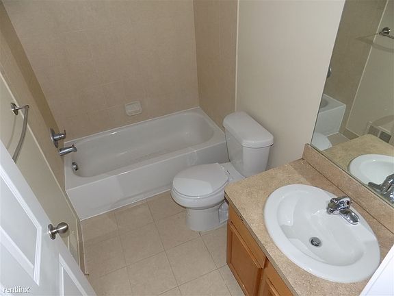 4th image of 33848 Aurora Dr