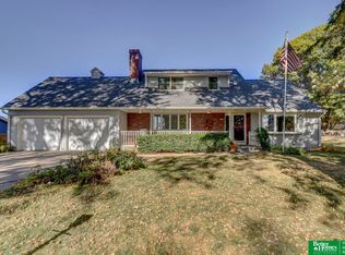 10266 Prairie Rd, Omaha, NE 68134