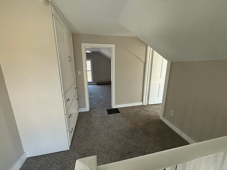 704 Walnut St — Photo 18