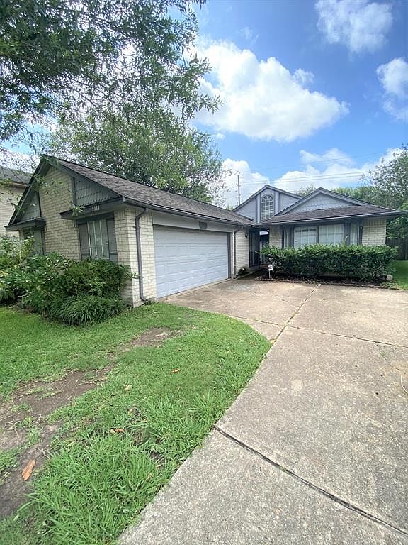 15311 Oak Terrace Dr, Houston, Tx 77082 