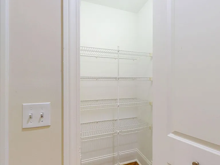 5111 S. Kimbark Avenue — Photo 23