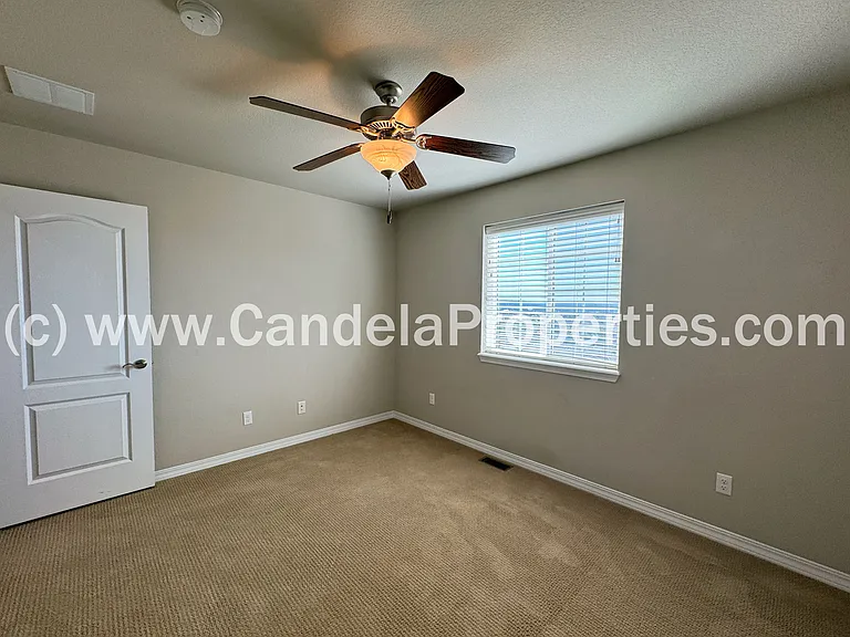475 Eclipse Dr — Photo 40