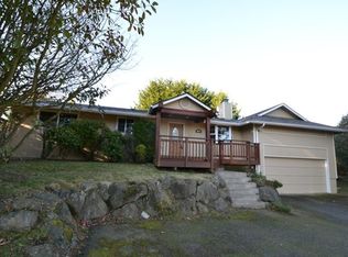 10613 11th Ave SW, Seattle, WA 98146