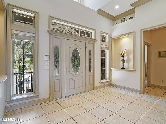 3rd image of 1513 Wentworth Ave #6