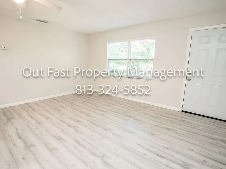 430 3rd Ave — Photo 16