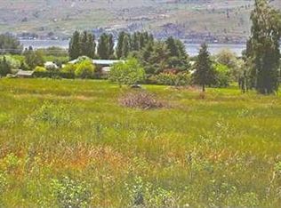 825 Wapato Lake Rd, Manson, WA 98831