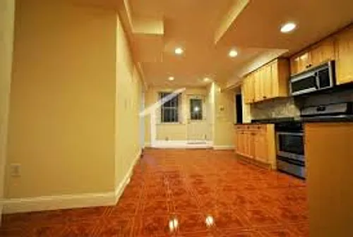 185 Winthrop Rd #A5 Photo 1