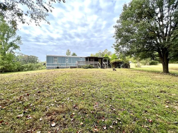 1388 Griffin Rd, Madison, NC 27025