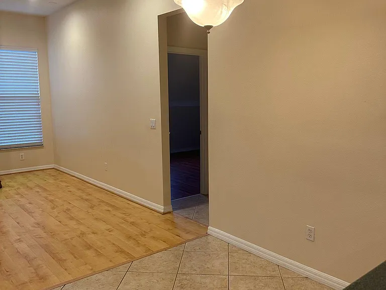 1003 Ridgemount Pl — Photo 7