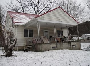 424 Garretts Run Rd, Kittanning, PA 16201