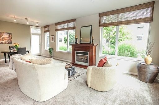 4th image of 180 Harbor Square Loop NE Unit B115