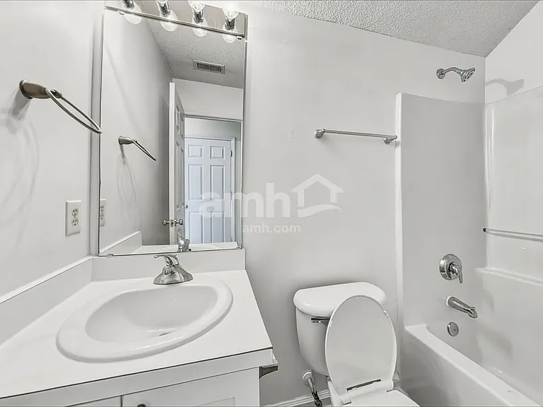 5320 Sahalee Way — Photo 13