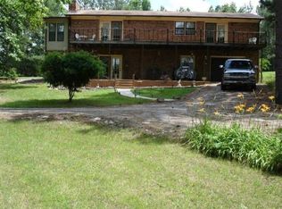 169 Lake Dr, Camden, TN 38320