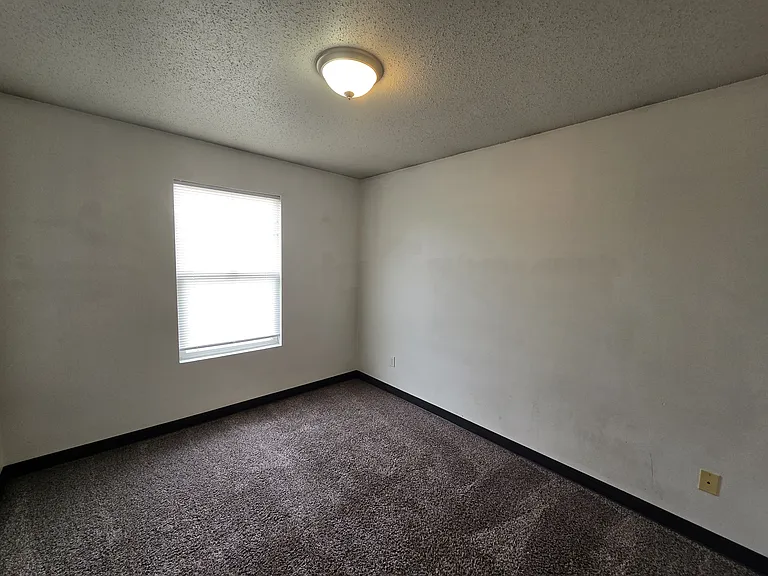 60 Miller Ave SW #12 — Photo 15