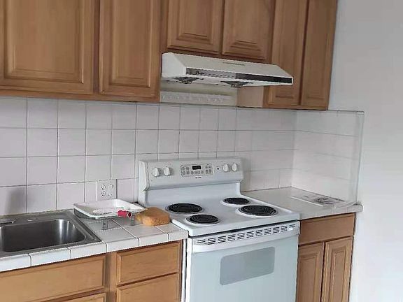 3rd image of 19349 Sorenson Ave #3