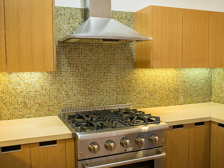 8 Brooks Ave #11 — Photo 8