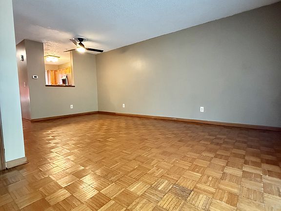 2nd image of 410 Emmett St Unit 21