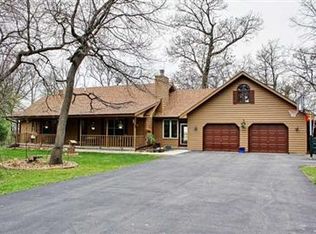 8N198 Grand Arbor Ln, Maple Park, IL 60151