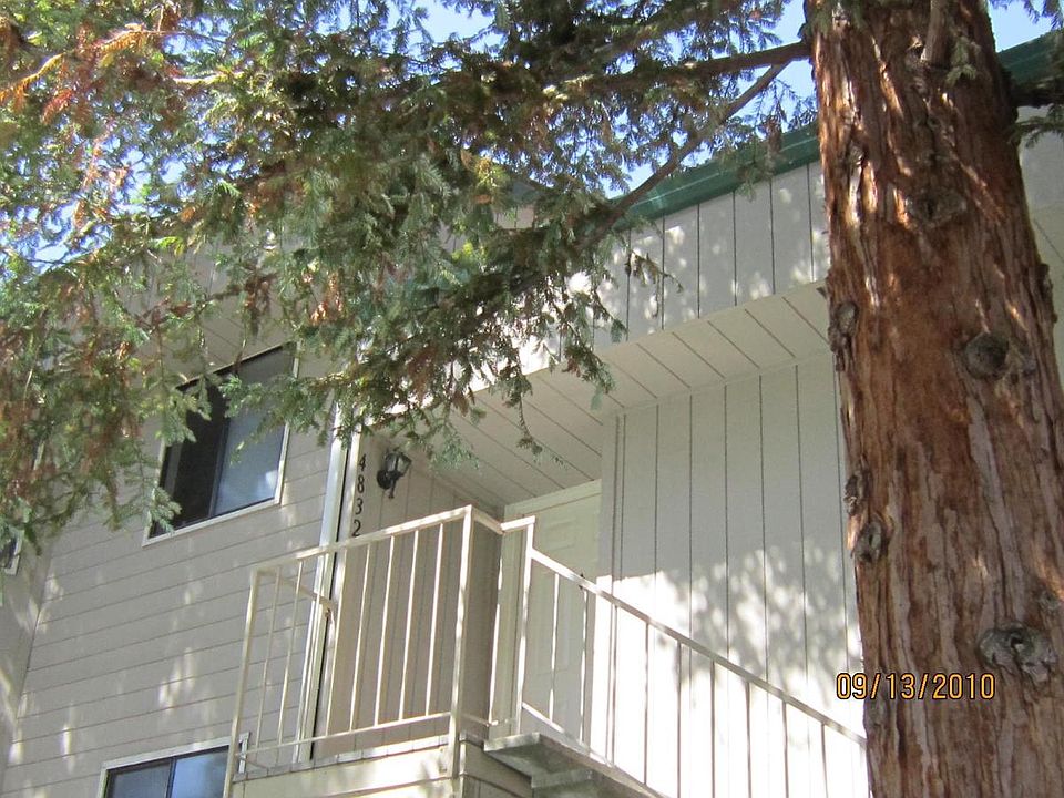 2nd image of 4832 Pine Forest Pl