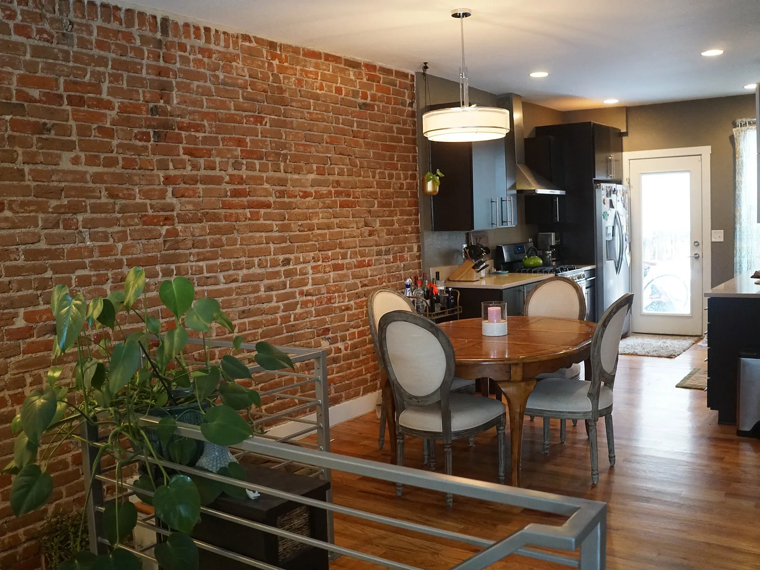 1207 E 26th Ave — Photo 3