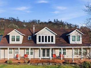 6015 Dark Hollow Rd, Medford, OR 97501