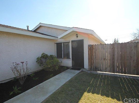 2nd image of 228 E 118th Pl