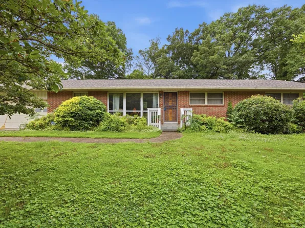 4614 Maywood Ln, Chattanooga, TN 37416