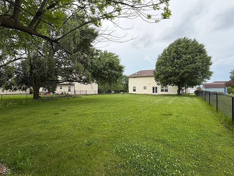 411 Garden Grace Dr — Photo 9