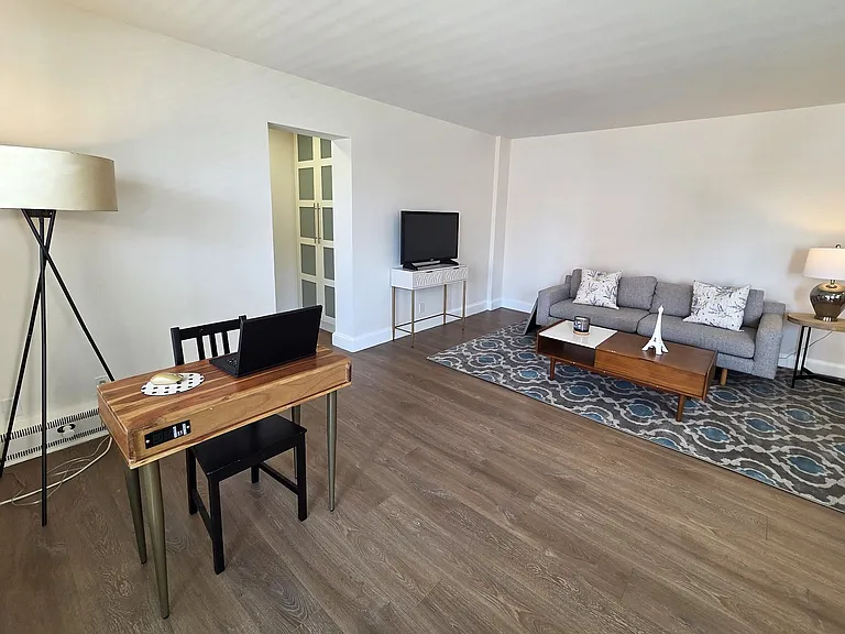 504 Spacious Living Room