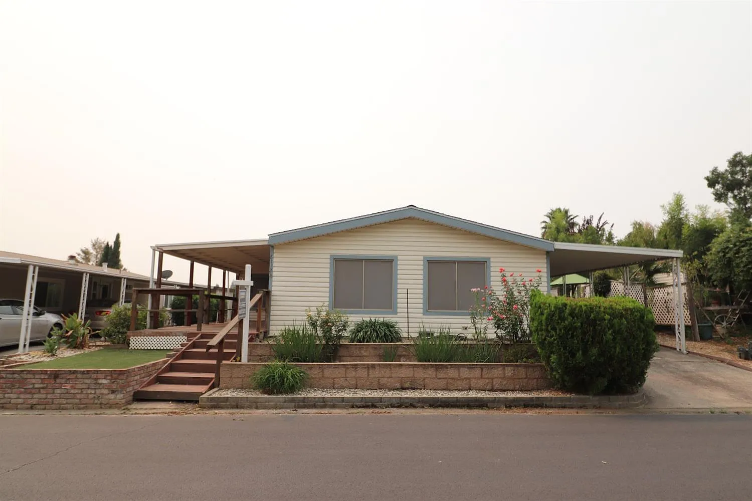 6112 Meiggs Ct photo 1